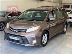 تويوتا سيينا